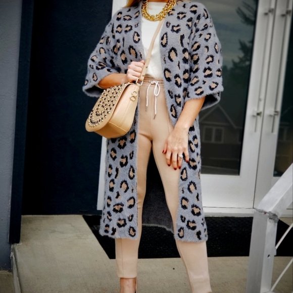 Leopard Print Super Soft Fuzzy Cardigan - Picture 5 of 7